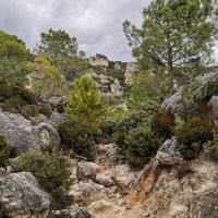 Photo de France - Le Cirque de Mourèze et le Lac du Salagou